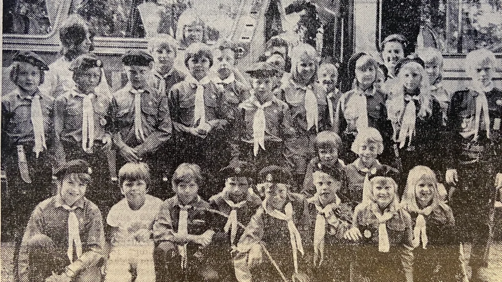 25 scouter från Katrineholm reste i går morse på läger. Scoutgruppen kommer att stanna kvar i "polkagrisstaden" i nio dagar.