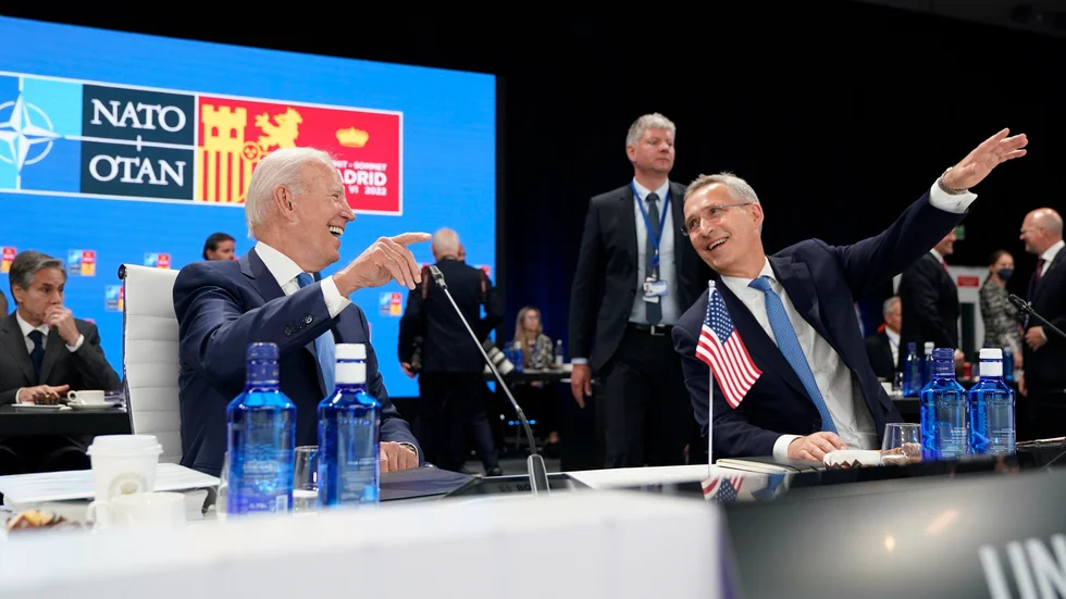 USA:s president Joe Biden och Natos generalsekreterare Jens Stoltenberg vid Natotoppmötet i Madrid.