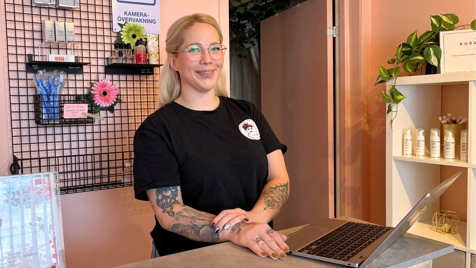"Precis som allt som tinar fram och blommar upp på våren så gör även kunderna det", säger Alexsandra Thörnlund som äger skönhetssalongen Borealis Aurora.