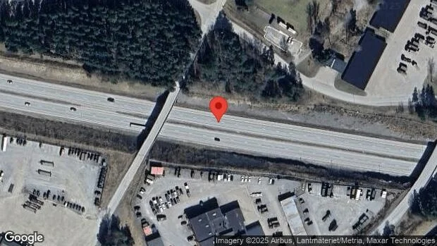 Stopp på E18 på grund av en singelolycka