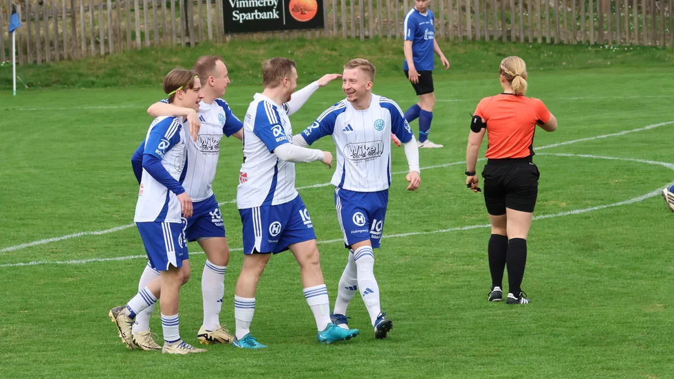Jesper Wessman gav Södra Vi ledningen med 1-0.