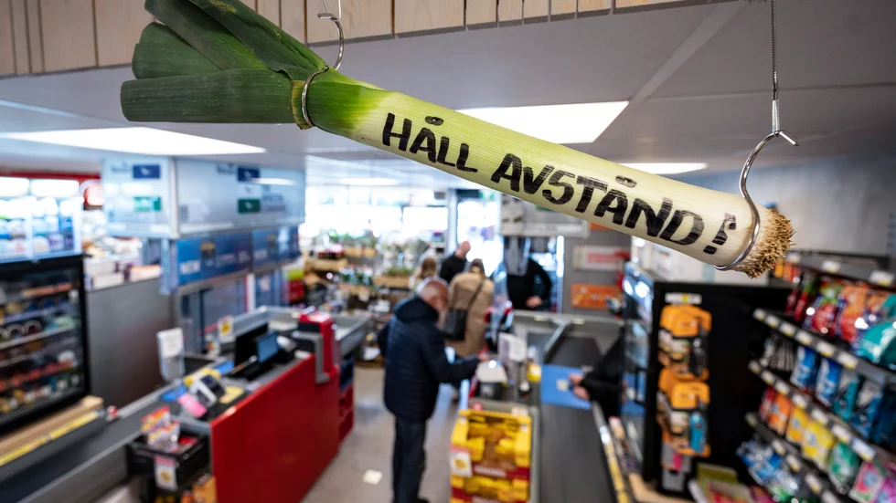 Lägre matpriser drar ned inflationen i februari. Arkivbild