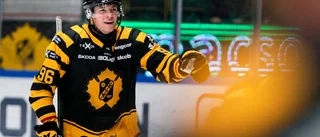 Femte raka segern för Skellefteå AIK • Matchstraff – stjärnan riskerar avstängning • Nytt fenomenalt målvaktsspel 