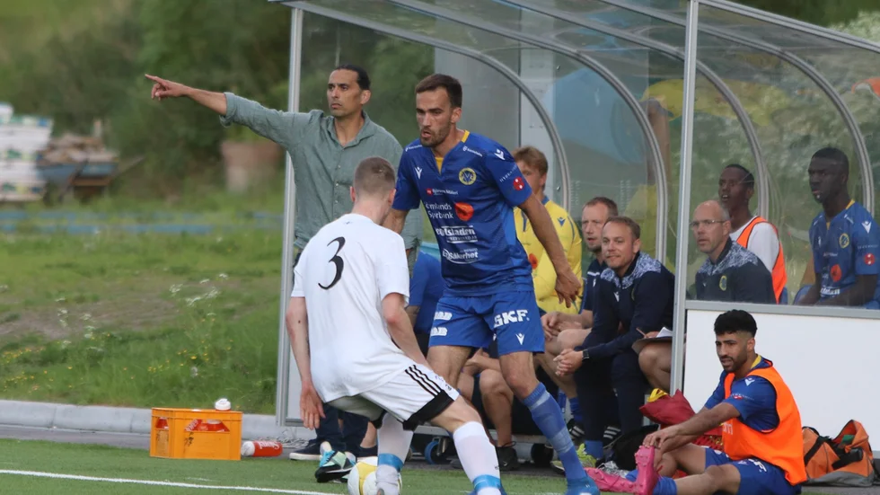 VFC-tränaren Jan Melle delade ut överbetyg till David Strömgren efter förlusten mot serieettan Motala.