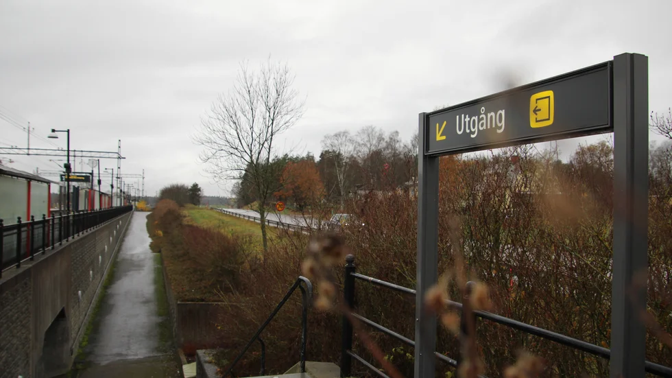 Norra sidan av Linghems station väntas få ett lyft framöver.  Tanken är att man med flyttade busshållplatser och en ny gångtunnel ska göra resandet i området säkrare, snabbare och mer tillgängligt.