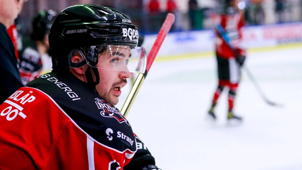 Anton Tano och Boden fick med sig fyra poäng från helgens två bortamatcher. 