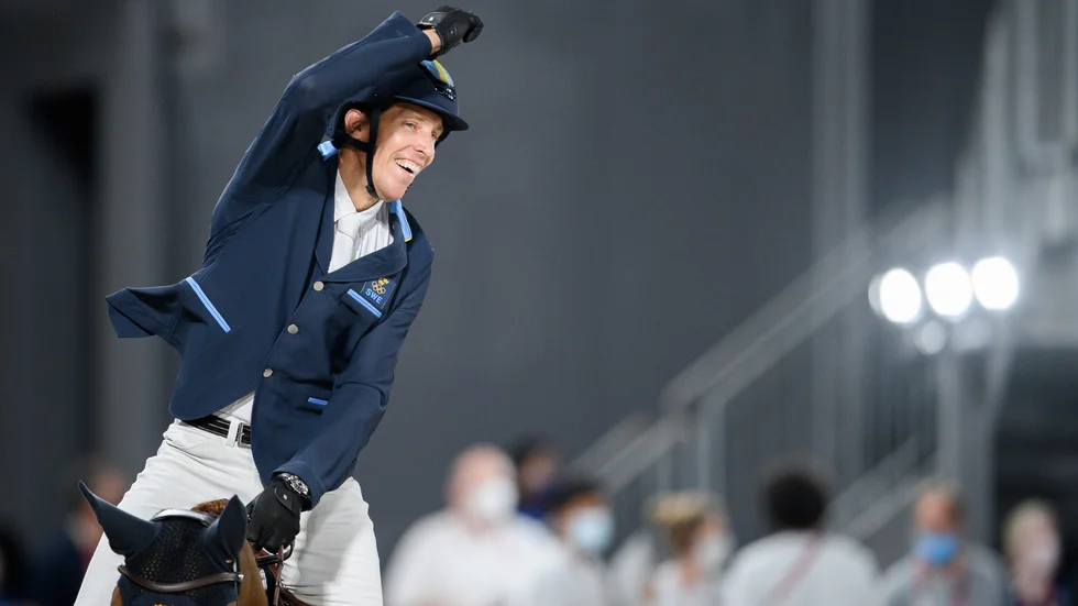 Sörmlandsryttaren Henrik von Eckermann vann OS-guld i lag tillsammans med Peder Fredricson och Malin Baryard–Johnsson