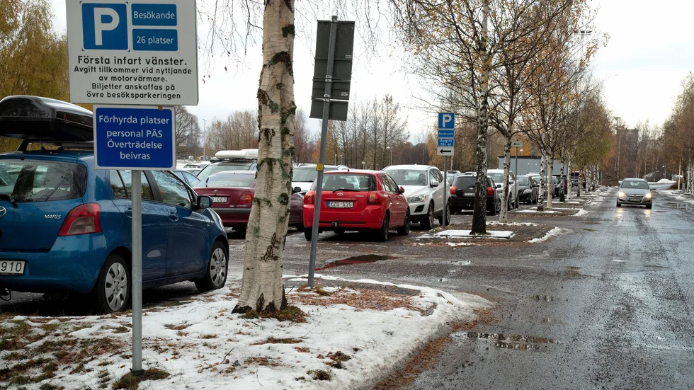 E-parkera-appen används enbart av personal på Piteå sjukhus. Det finns ännuen app på området, som används används av besökare.