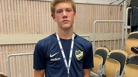 Leon Hals tog en silvermedalj i Umeå.