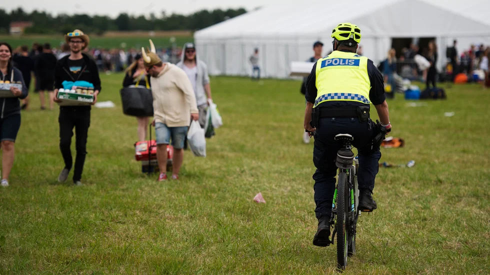 Uppsala borde ha öven ha poliser på cykel, skriver Björn Hammarberg. (Bilden tagen på Bråvallafestivalen i Norrköping ett coronafritt år).