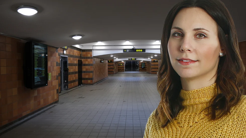 Vi läser kanske om mordet eller frågar en kollega "Har du hört?", men sen återgår det mesta till vardag för de allra flesta. Tunneln på Linköpings resecentrum är för vår medarbetare Julia Djerf en helt annan nu, efter mordet.