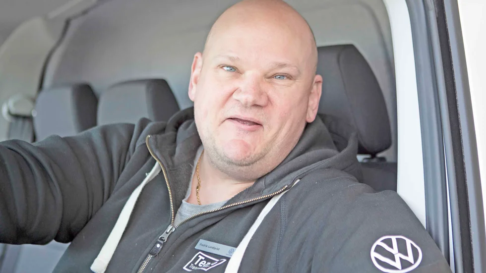 Fredrik Lundqvist, ansvarig säljare vid Visby Bilcity. 