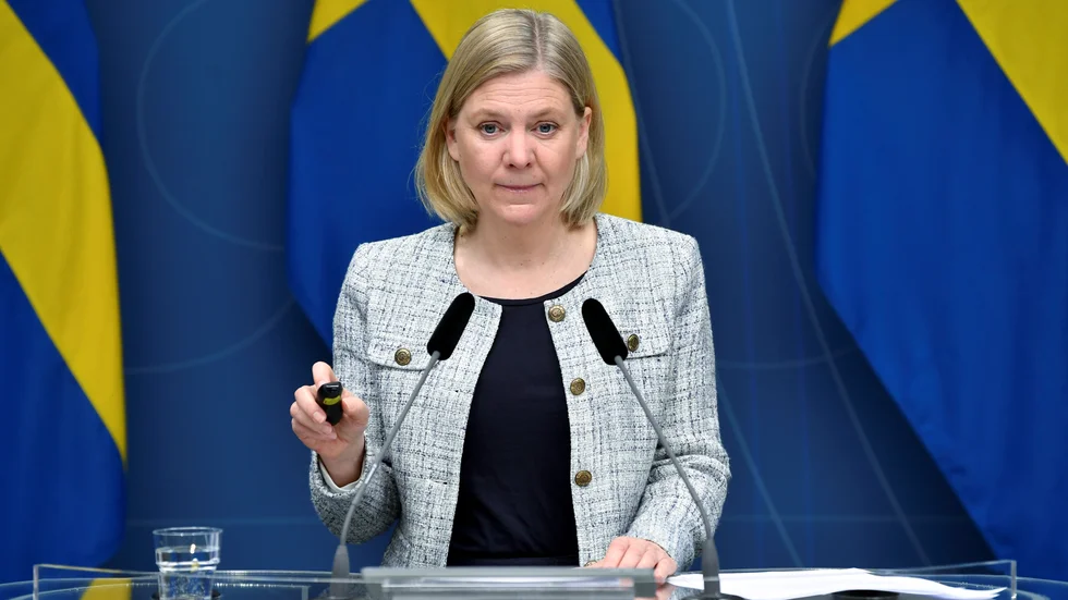 Finansminister Magdalena Andersson (S) ser ljuset i tunneln för svensk ekonomi.