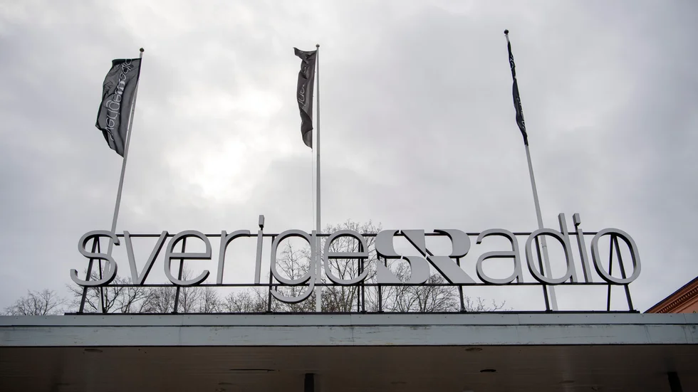 Radioföljetongen samt programmet Människor och tro kommer att läggas ned som en konsekvens av Sveriges radios sparbeting på 250 miljoner.