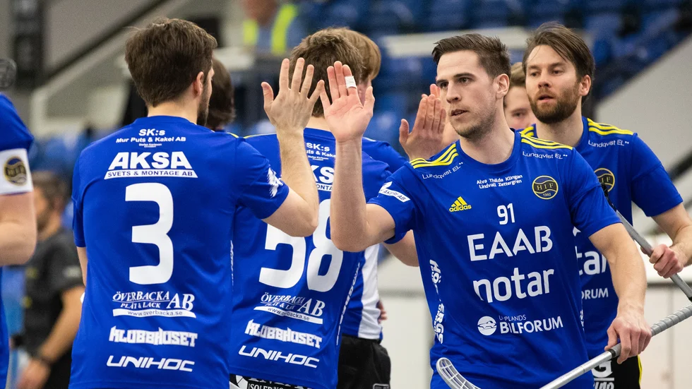 Niklas Wik är nära en fortsättning i Hagunda.