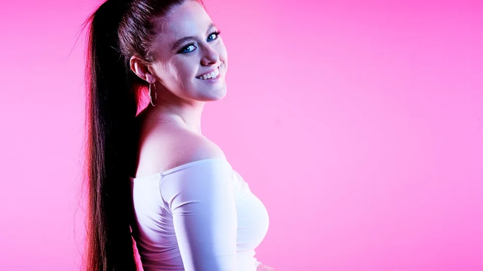 Karolina Westberg uttnyttjar nu den guldbiljett i Idol som hon fick redan förra året.
