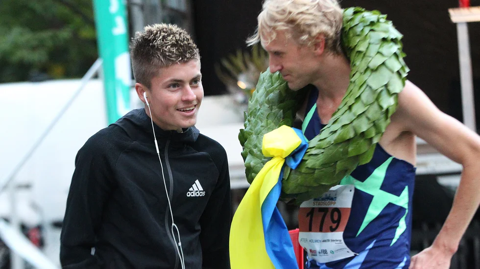 Emil Millán de la Oliva tillsammans med David Nilsson efter Stadsloppet i augusti.