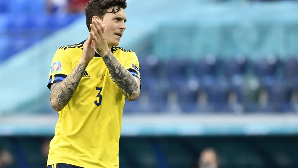 Manchester United hoppas att Victor Nilsson Lindelöf ska vara spelklar i Manchesterderbyt. Arkivbild.