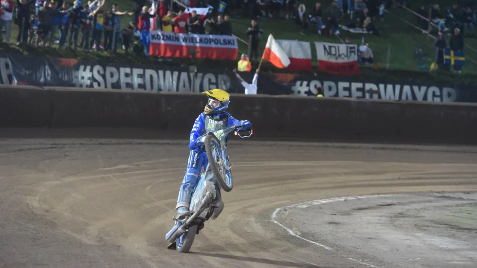 Bartosz Zmarzlik fick fira en seger i Målillas GP för andra gången.