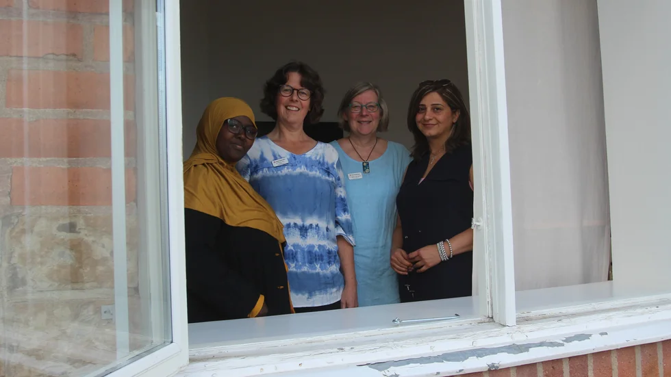 Integrationspedagogen Elisabeth Ask har stöd av kulturskoleambassadörerna Saido Shukale Karish och Farida Aleid. På bilden ses också kulturskolans chef Eva Sjögren van Berkel.