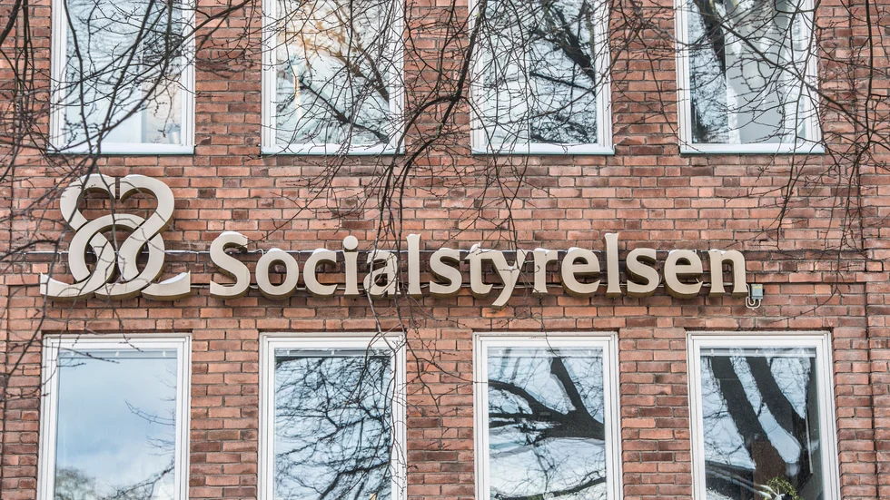 Socialstyrelsen bör ta fram nya riktlinjer; et skriver dagens debattörer.