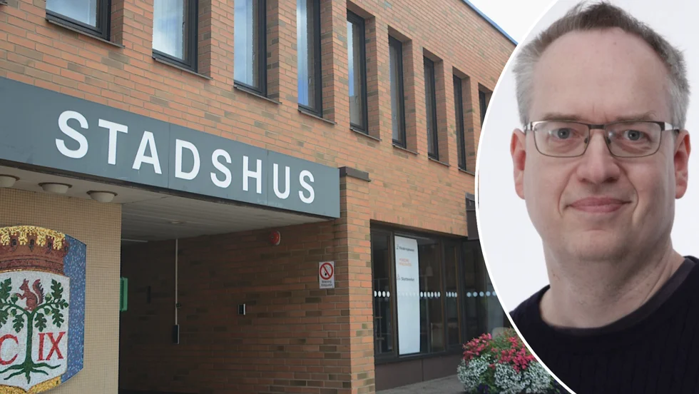   Statsvetaren vid Linneuniversitet, Erik Wångar, har följt de politiska turbulensen i stadshuset sen hösten 2019. "Det är framför allt inte bra för centern att den här turbulensen rivs upp igen och det är extremt ovanligt att återta en uppsägelse efter så lång tid" säger han.
