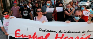 Frankrike: Tusentals i protest mot extremhögern