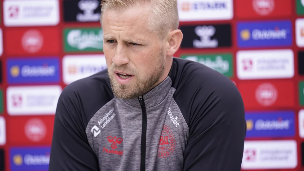 Kasper Schmeichel under presskonferensen.