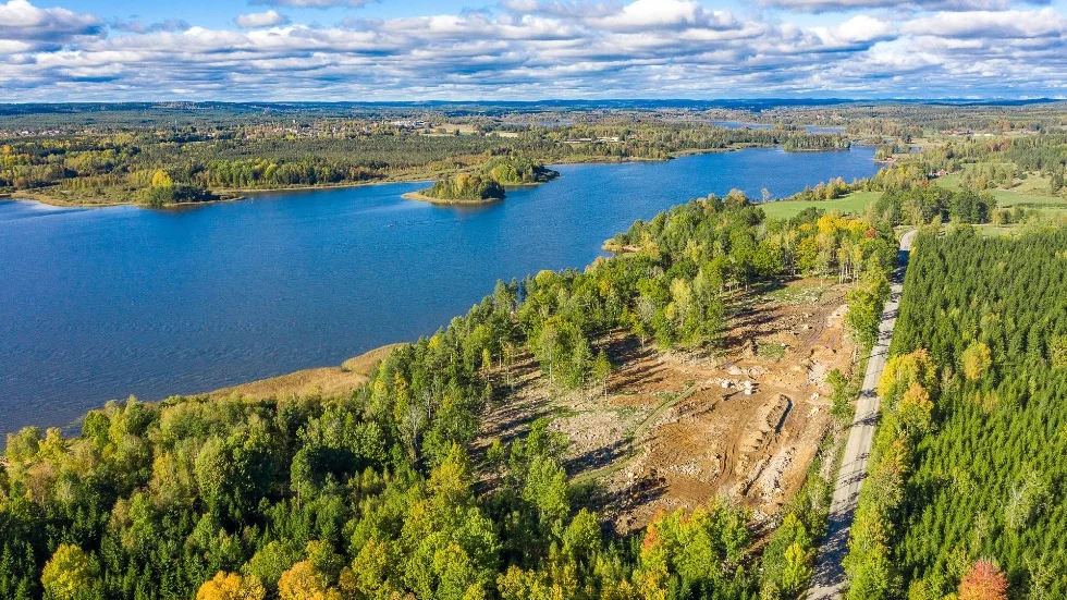 Wennebjörke Park ligger på historisk mark i närheten av Ivars Udde och Krönsborg, där man gjort arkeologiska fynd av bosättningar ifrån 700-talet.