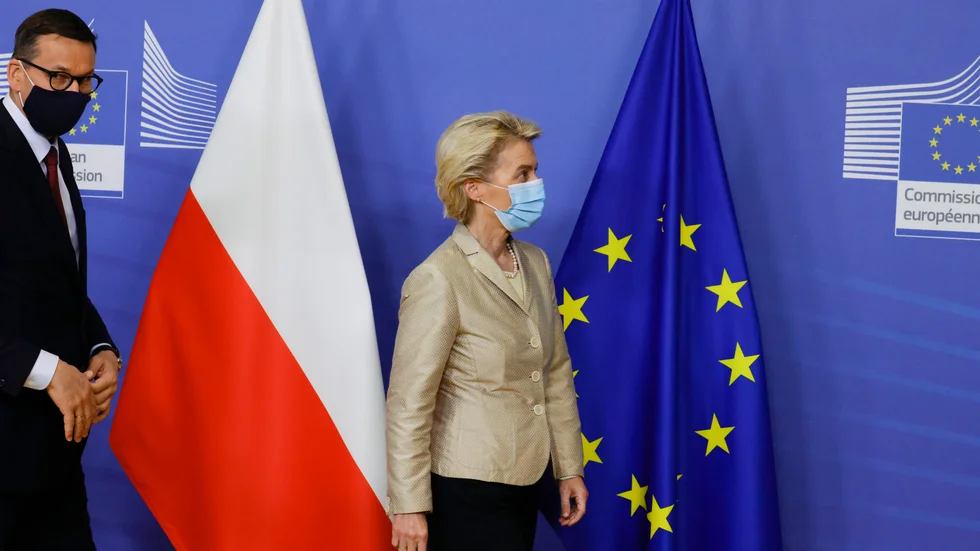 EU-kommissionens ordförande Ursula von der Leyen träffade Polens premiärminister Mateusz Morawiecki i Bryssel den 13 juli – i en tid av kris mellan Polen och EU.