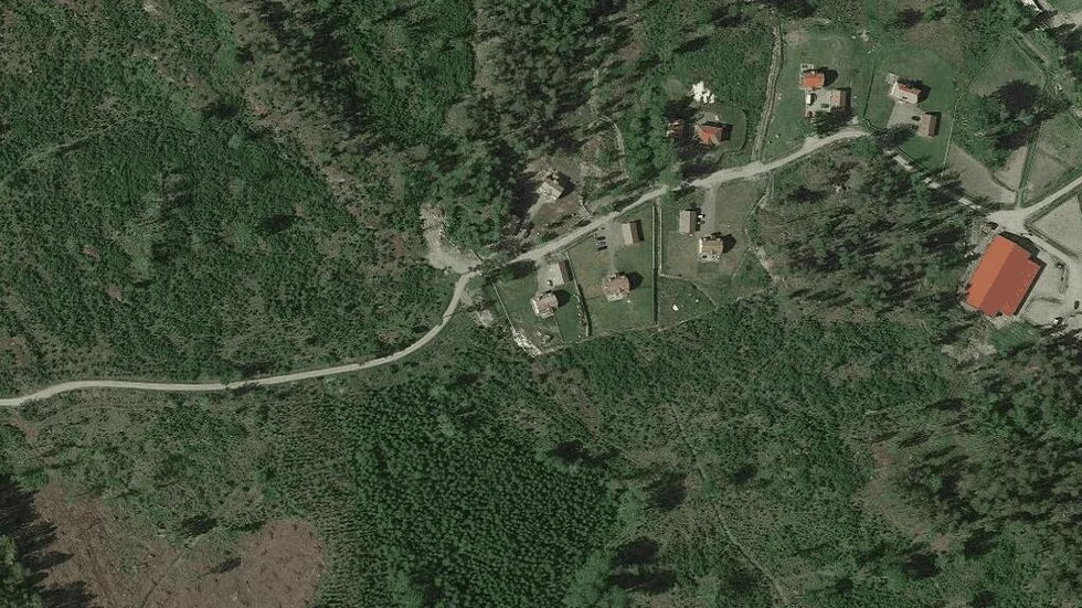 Området kring Hällen 16