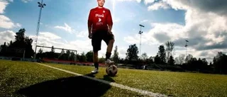 Nu är Samuel tillbaka på planen