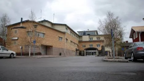 "Nästan 1,3 miljoner kronor är mycket pengar att ligga ute med i ett sådant ansträngt ekonomiskt läge som kommunen är i just nu", säger Stig Lundström som är ordförande för den kommunala revisionen.