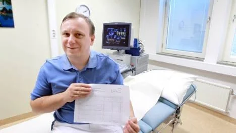Slawomir Liszewski, kardiolog vid Pite älvdals sjukhus, leder SM i EKG-tolkning efter fyra av fem deltävlingar.