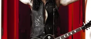 Slash står på egna ben