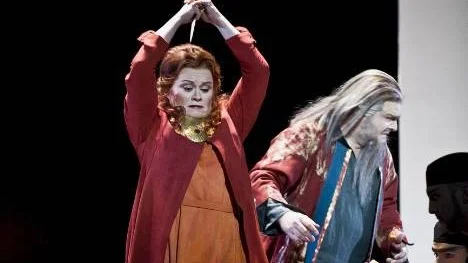 Hillevi Martinpelto och Michael Weinius i "Batseba" som riskerar att försvinna från Operans repertoar.