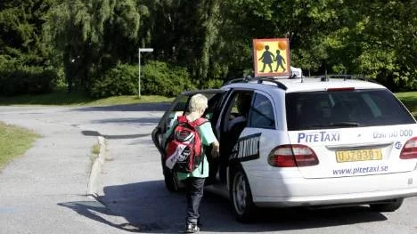 Pite Taxi kör skolbarn hit och dit varje dag, nu blir reglerna betydligt strängare kring hur transportera ska få nyttjas.