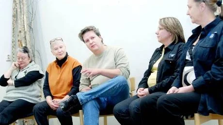 PRESSKONFERENS. I går berättade Majlis Granström, landstinget, Margit Schiött, scenograf, Lars Lundkvist, konstnär, Lena Revholm, Norrbottens Handikappidrottsförbund och Ulla Z. Revholm, Norrbottens Handikappidrottsförbund, om den nya satsningen på handikappidrotten.