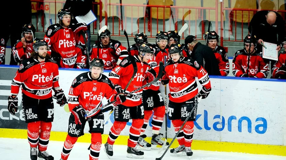 SERIESGRARE. Piteå Hockey vann division I norra efter 44 omgångar. Två poäng före Sundsvall.