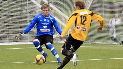 PIF-målvakten Simon Johansson svarade för en fin insats i debuten.
