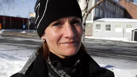 Som vice ordförande i kommunstyrelsen räknas Erika Sundström (S) av flera partikamrater som en självklar "kronprinsessa" till kommunalrådsposten. Själv är hon tveksam till uppdraget. "Jag tycker inte om att stå i fokus på det sättet", förklarar hon.