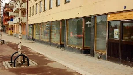 TOMT. Nedre stadsdelen är ett exempel på ett område som blivit tommare på handel, menar Torbjörn Lidberg (S).