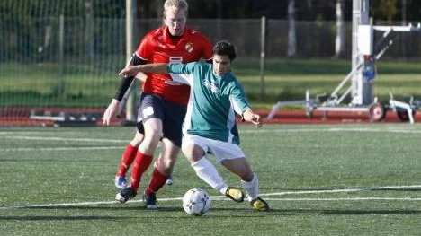 Springsnabbe Mitko Kabakchiev gjorde flera anfall genom Hemmingsmarks försvar, men först i andra halvlek fick han lön för mödan när han satte 2-0.