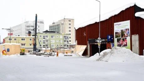 Parkeringshuset Cedern får en våning till.  Foto: Håkan Zerpe