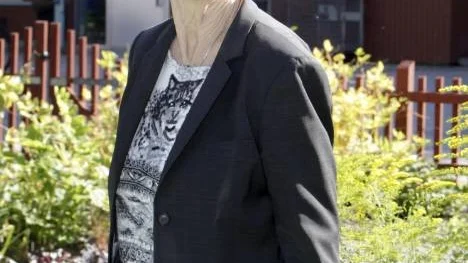 Riksdagsledamoten Barbro Westerholm (FP), talesperson i äldrefrågor, besökte bland annat Kärnhuset vid Österbo i Piteå på måndagen. Hon imponerades av hur korttidsboendet där fungerar.