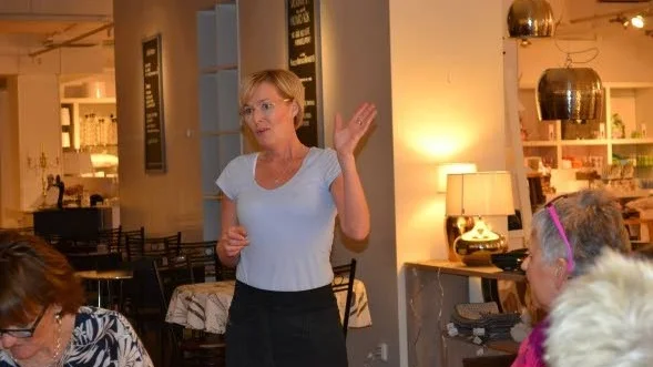 Berättade. Annika Olsson.
