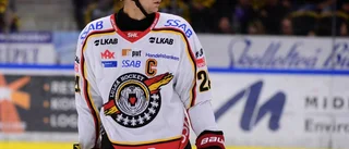 Lagkaptenen klev av skadad: "Grinar oss illa nu"