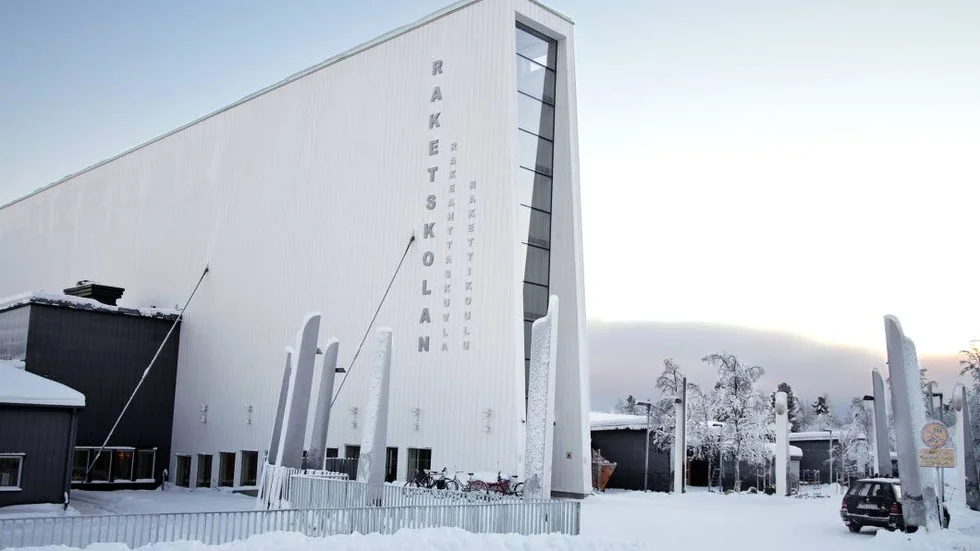 Frias. Tingsrätten ogillade åtalet mot den 15-årige pojke som misstänktes för olaga hot riktat mot Nya Raketskolan i Kiruna.
