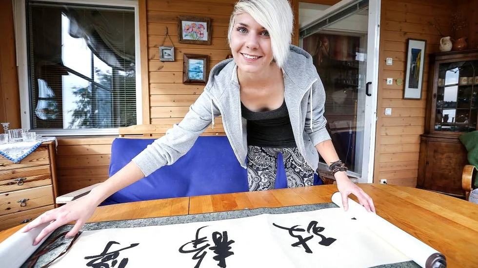 Språktävlare. Frida Grahn från Luleå deltog tillsammans med Johanna Simu i den internationella språktävlingen Chinese bridge i kinesiska Kunming. Hon, liksom lagkamraten, vann ett halvårs studier i Kina.