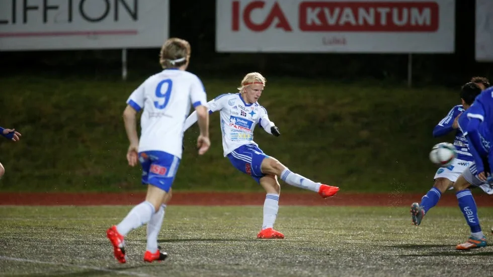 Segermålet. Max Wårell sköt hem tre poäng till IFK Luleå.